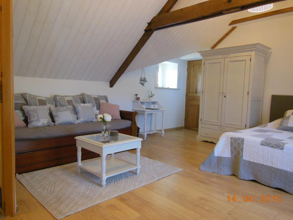 Les Hortensias De Kerbarch Ploemel Room photo